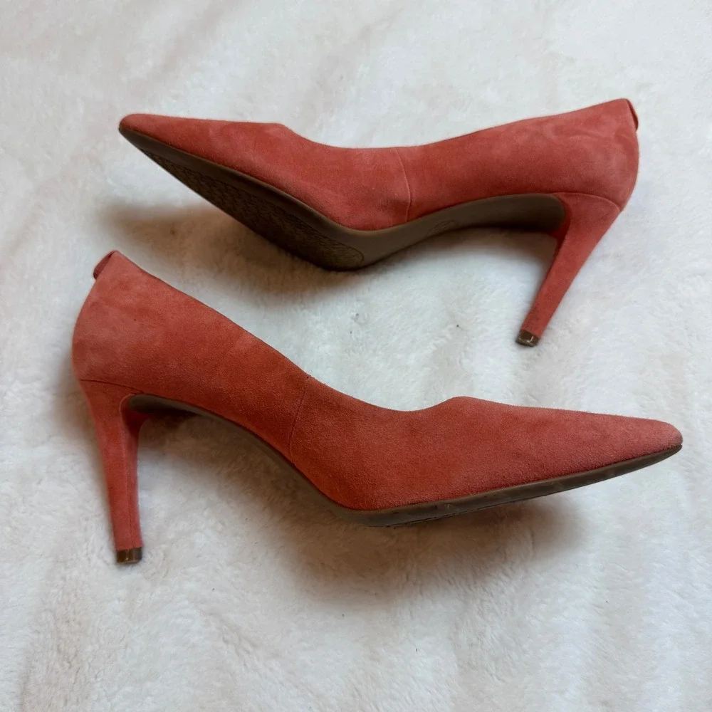 Michael Michael Kors Dorothy Flex Pumps Coral Pink Suede Pointed Toe Heels 8M